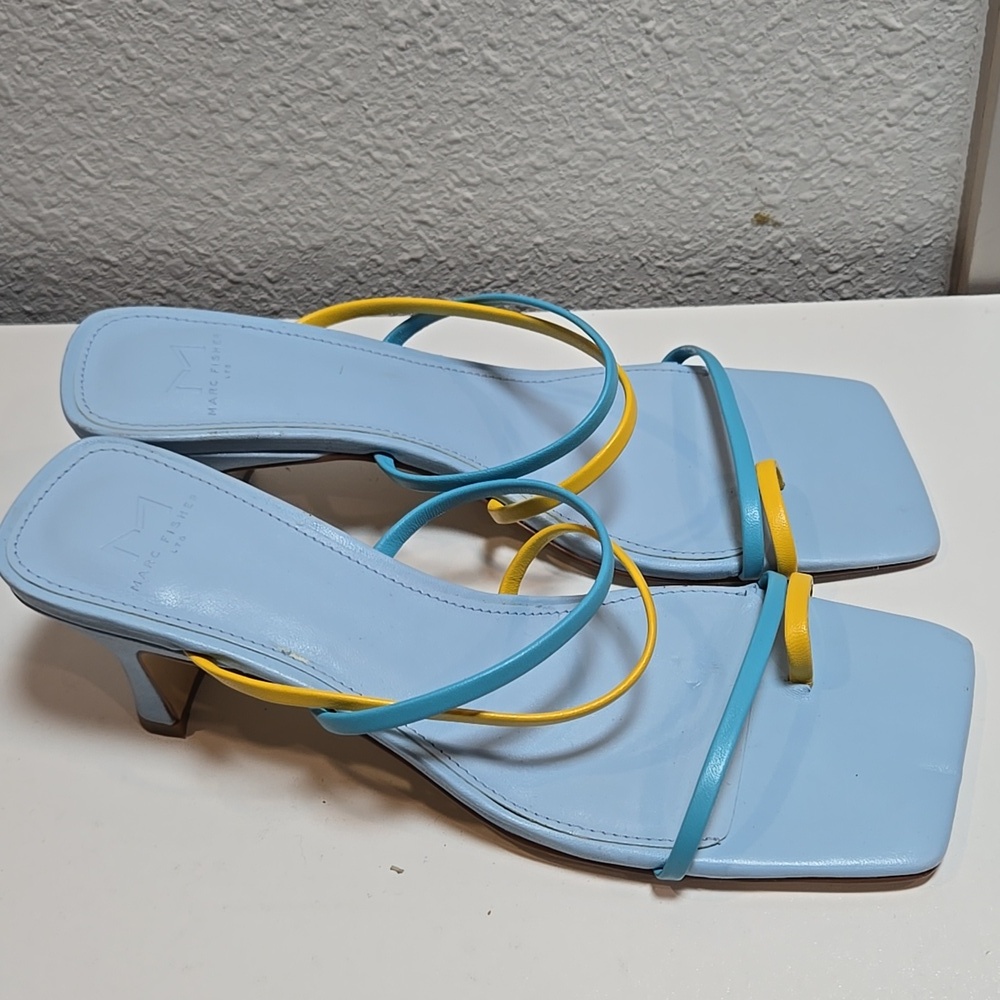 Marc Fisher Light Blue and Yellow Strappy Heels Size 8.5 - Picture 3 of 8